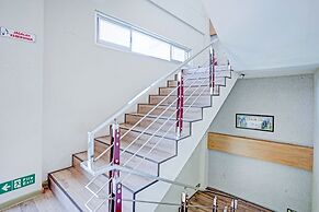 Super OYO Capital O 3905 Graha 100 Guest House Syariah