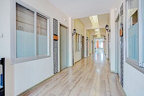 Super OYO Capital O 3905 Graha 100 Guest House Syariah