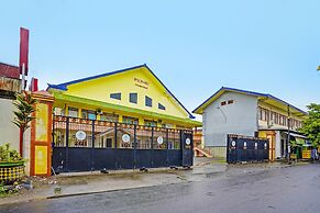 OYO 2708 Hotel Kemuning Syariah