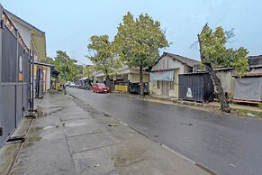 OYO 2708 Hotel Kemuning Syariah