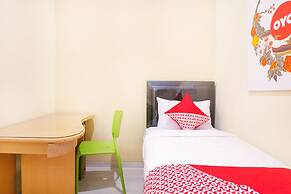 Super OYO 90033 DeHome Family