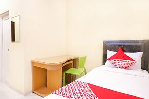 Super OYO 90033 DeHome Family