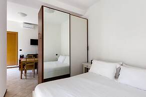 Delia s Studio II in the City Center by Wonderful Italy