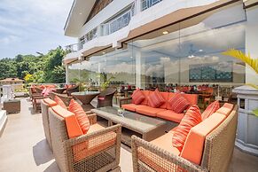 Summit Lillium Hotel & Spa