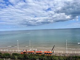 7 Beach View @ Beaconsfield House