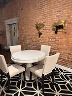 Queen G Investments 1 Bedroom Apts by RedAwning