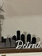 Queen G Investments 1 Bedroom Apts by RedAwning