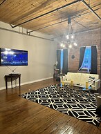 Queen G Investments 1 Bedroom Apts by RedAwning