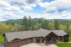 Larkspur Hills 5 BR Villa with Hot Tub