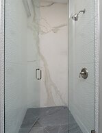 Beautiful New Build - 450 Palermo 4 Bedroom Home by RedAwning