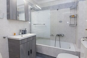 Home Away from Home 2 Bd Apt in Zografou