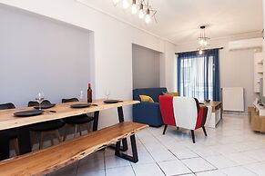 Home Away from Home 2 Bd Apt in Zografou