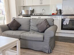 2 Beach View @ Beaconsfield House