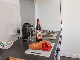 2 Beach View @ Beaconsfield House