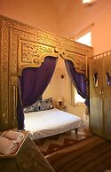Riad Dar El Caid. Palais Siecle XIV