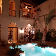 Riad Dar El Caid. Palais Siecle XIV