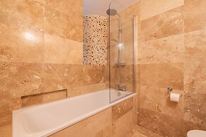 The Moorgate Collection