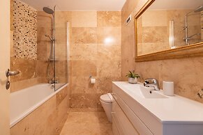 The Moorgate Collection