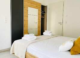 Cosy 1 bedroom in City Center w Terrace