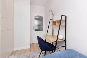 Apartment Spadzista Gdansk by Renters