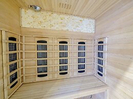 Kingslanding Spa & Holiday Home