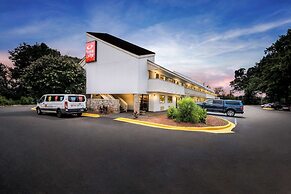 Econo Lodge Charlotte Airport
