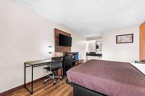 Econo Lodge Charlotte Airport