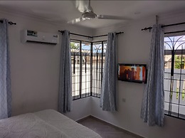 Mkamiti Villa Airport Hotel