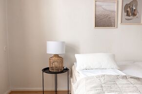 2ndhomes Spacious Studio in the Center