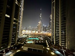 Lux BnB Downtown Views -II Burj Khalifa View