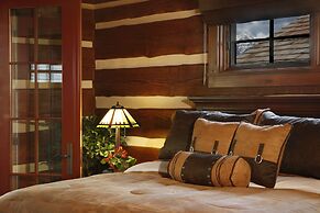 Headwaters Private Residences at Eagle Ranch Resort