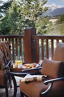Headwaters Private Residences at Eagle Ranch Resort