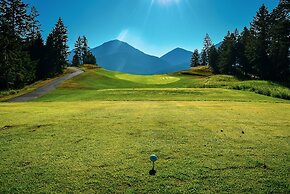 Headwaters Private Residences at Eagle Ranch Resort