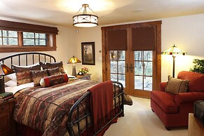 Headwaters Private Residences at Eagle Ranch Resort