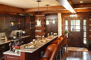 Headwaters Private Residences at Eagle Ranch Resort