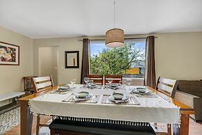 Family House with Httb Playgr BBQ Firept