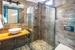 Avlu Butik Otel Palamutbükü