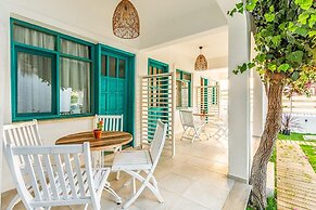 Avlu Butik Otel Palamutbükü