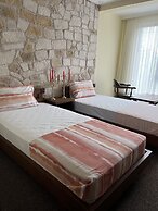 QUEEN CİTY HOTEL AND BUNGALOV