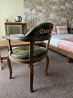 QUEEN CİTY HOTEL AND BUNGALOV