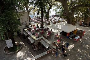 Volos Terra Deluxe Residences