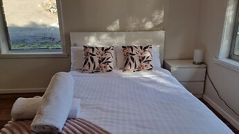 Spectacular Views - 4 Bedroom House