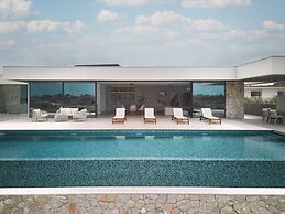 West Cliffs Ocean & Golf Resort