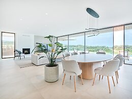 West Cliffs Ocean & Golf Resort