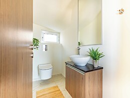 Sanders Mythical Blue - Chic 4 bdr Villa With Pool