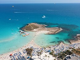 Sanders Mythical Blue - Chic 4 bdr Villa With Pool