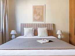 Sanders Mythical Blue - Chic 4 bdr Villa With Pool