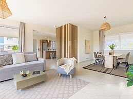 Sanders Mythical Blue - Chic 4 bdr Villa With Pool