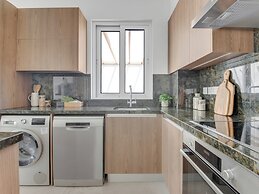 Sanders Mythical Blue - Nice 4 bdr Villa With Pool