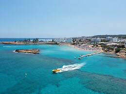 Sanders Mythical Blue - Nice 4 bdr Villa With Pool